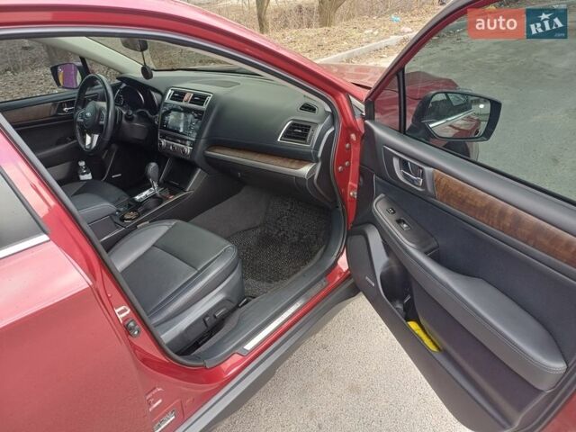 Красный Субару Аутбек, объемом двигателя 2.46 л и пробегом 152 тыс. км за 17700 $, фото 11 на Automoto.ua