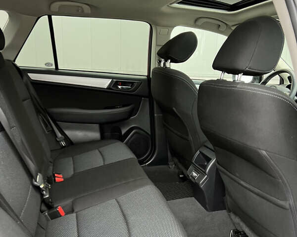 Красный Субару Аутбек, объемом двигателя 2.5 л и пробегом 53 тыс. км за 18900 $, фото 31 на Automoto.ua