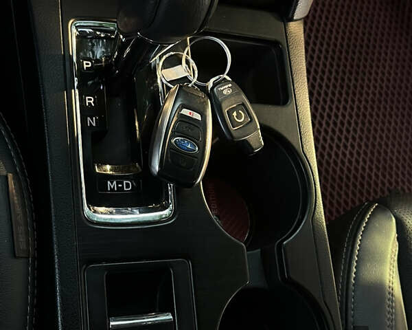 Красный Субару Аутбек, объемом двигателя 3.6 л и пробегом 215 тыс. км за 17500 $, фото 12 на Automoto.ua