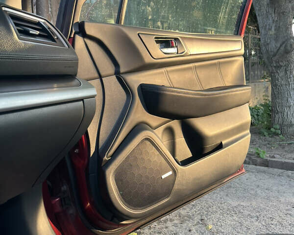 Красный Субару Аутбек, объемом двигателя 3.6 л и пробегом 215 тыс. км за 17500 $, фото 15 на Automoto.ua