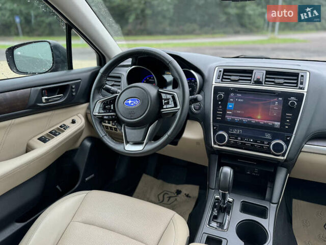 Красный Субару Аутбек, объемом двигателя 2.5 л и пробегом 138 тыс. км за 18000 $, фото 57 на Automoto.ua