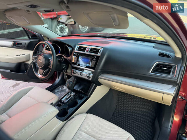 Красный Субару Аутбек, объемом двигателя 2.5 л и пробегом 60 тыс. км за 19999 $, фото 6 на Automoto.ua