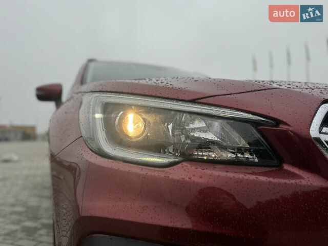 Красный Субару Аутбек, объемом двигателя 2.5 л и пробегом 138 тыс. км за 18000 $, фото 4 на Automoto.ua