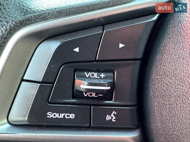 Красный Субару Аутбек, объемом двигателя 2.5 л и пробегом 60 тыс. км за 19999 $, фото 41 на Automoto.ua