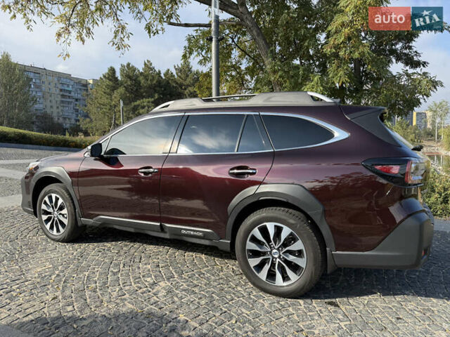 Червоний Субару Аутбек, об'ємом двигуна 2.5 л та пробігом 31 тис. км за 30800 $, фото 3 на Automoto.ua