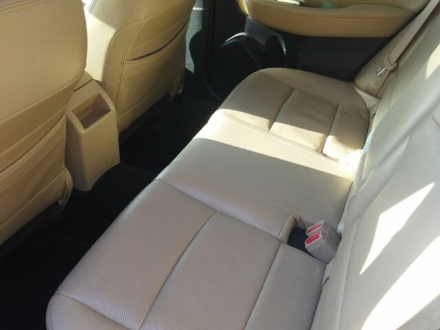 Красный Субару Аутбек, объемом двигателя 2.5 л и пробегом 168 тыс. км за 14300 $, фото 8 на Automoto.ua