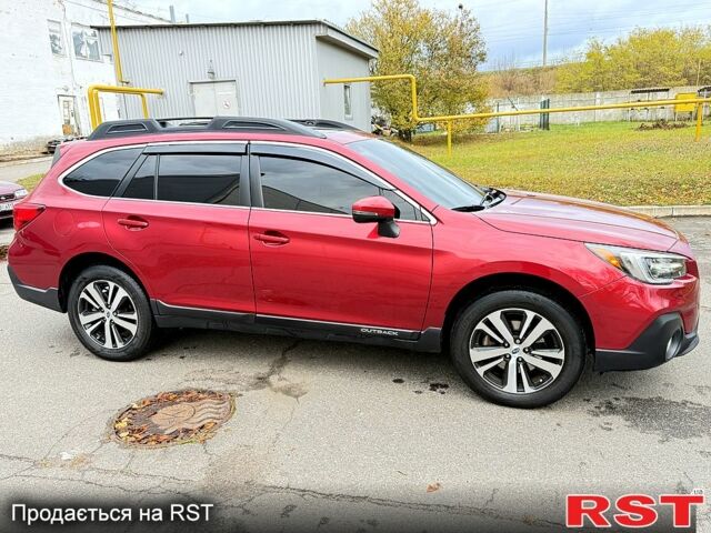 Красный Субару Аутбек, объемом двигателя 2.5 л и пробегом 90 тыс. км за 18800 $, фото 2 на Automoto.ua