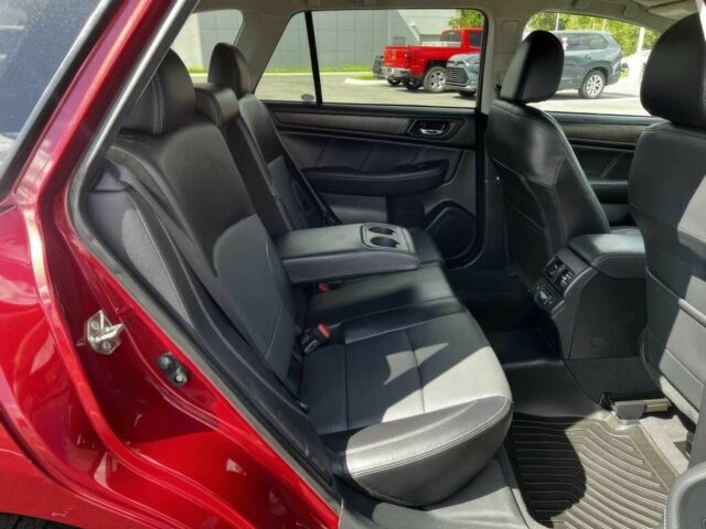 Червоний Субару Аутбек, об'ємом двигуна 2.5 л та пробігом 31 тис. км за 11000 $, фото 9 на Automoto.ua