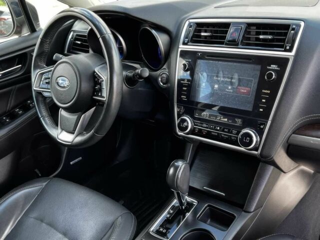 Червоний Субару Аутбек, об'ємом двигуна 2.5 л та пробігом 31 тис. км за 11000 $, фото 7 на Automoto.ua