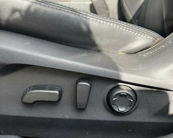 Червоний Субару Аутбек, об'ємом двигуна 2.5 л та пробігом 55 тис. км за 27500 $, фото 15 на Automoto.ua