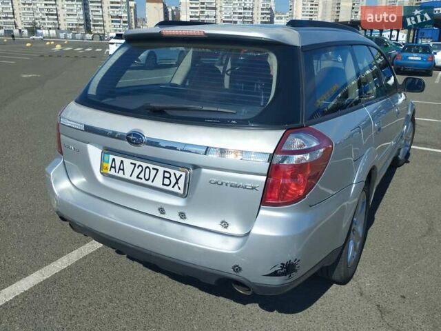 Субару Аутбек, объемом двигателя 2.5 л и пробегом 480 тыс. км за 5800 $, фото 5 на Automoto.ua