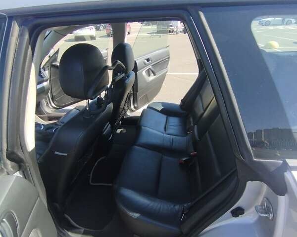 Субару Аутбек, объемом двигателя 2.5 л и пробегом 480 тыс. км за 5800 $, фото 11 на Automoto.ua