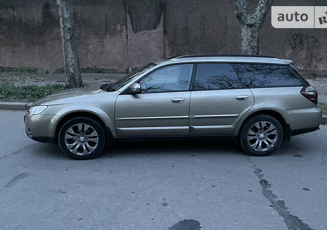 Субару Аутбек, об'ємом двигуна 3 л та пробігом 245 тис. км за 9500 $, фото 1 на Automoto.ua