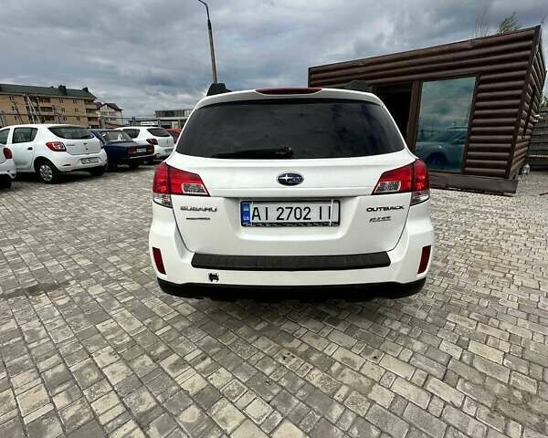 Субару Аутбек, об'ємом двигуна 2.46 л та пробігом 310 тис. км за 7900 $, фото 2 на Automoto.ua