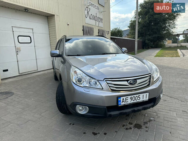 Субару Аутбек, объемом двигателя 2.46 л и пробегом 164 тыс. км за 10500 $, фото 1 на Automoto.ua