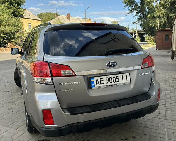 Субару Аутбек, объемом двигателя 2.46 л и пробегом 164 тыс. км за 10500 $, фото 4 на Automoto.ua