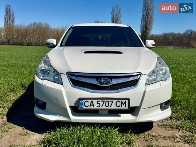 Субару Аутбек, объемом двигателя 2 л и пробегом 225 тыс. км за 9000 $, фото 8 на Automoto.ua