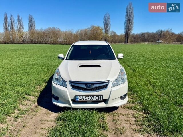 Субару Аутбек, объемом двигателя 2 л и пробегом 225 тыс. км за 9000 $, фото 3 на Automoto.ua