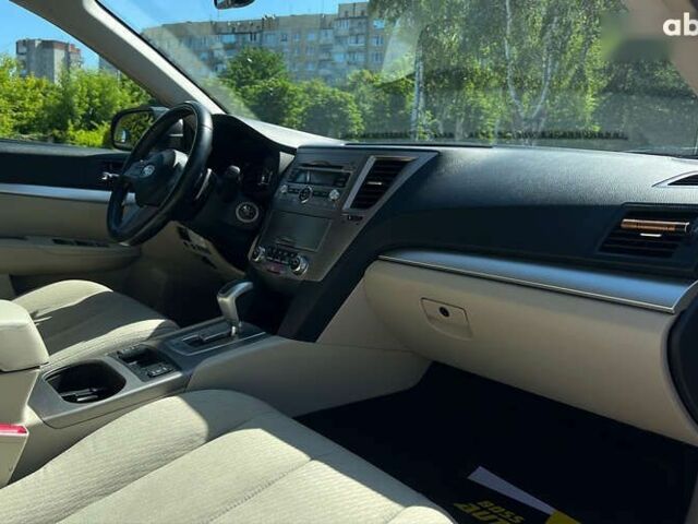 Субару Аутбек, об'ємом двигуна 2.5 л та пробігом 426 тис. км за 8500 $, фото 9 на Automoto.ua