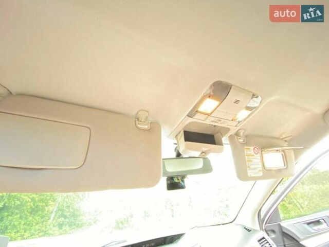 Субару Аутбек, объемом двигателя 2.46 л и пробегом 179 тыс. км за 8800 $, фото 28 на Automoto.ua