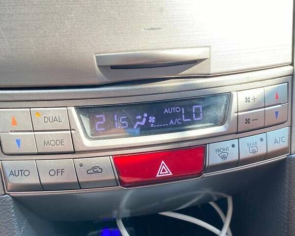 Субару Аутбек, объемом двигателя 2.46 л и пробегом 179 тыс. км за 8800 $, фото 29 на Automoto.ua