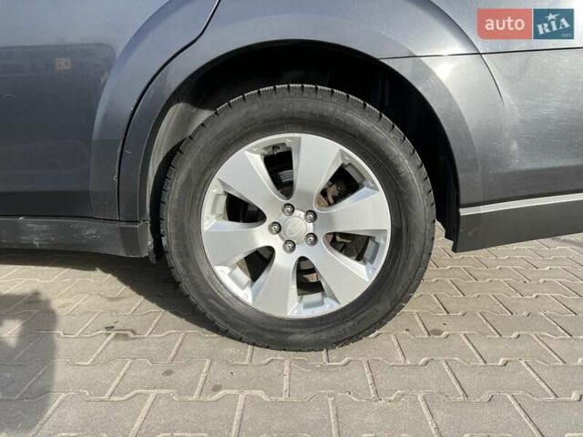 Субару Аутбек, объемом двигателя 2 л и пробегом 285 тыс. км за 11200 $, фото 17 на Automoto.ua