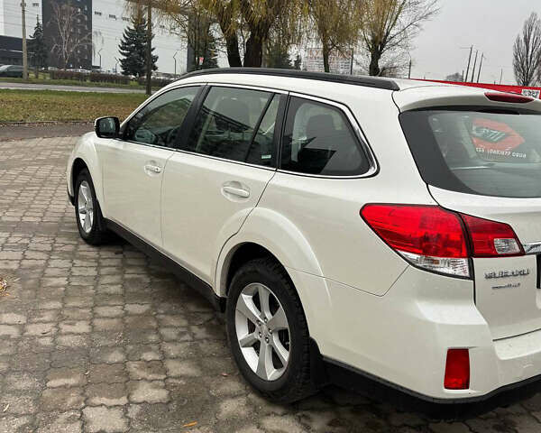 Субару Аутбек, об'ємом двигуна 2.5 л та пробігом 190 тис. км за 8900 $, фото 5 на Automoto.ua