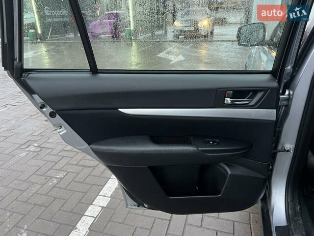 Субару Аутбек, объемом двигателя 2 л и пробегом 168 тыс. км за 11100 $, фото 42 на Automoto.ua