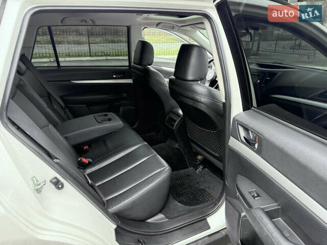 Субару Аутбек, об'ємом двигуна 2 л та пробігом 165 тис. км за 13900 $, фото 29 на Automoto.ua