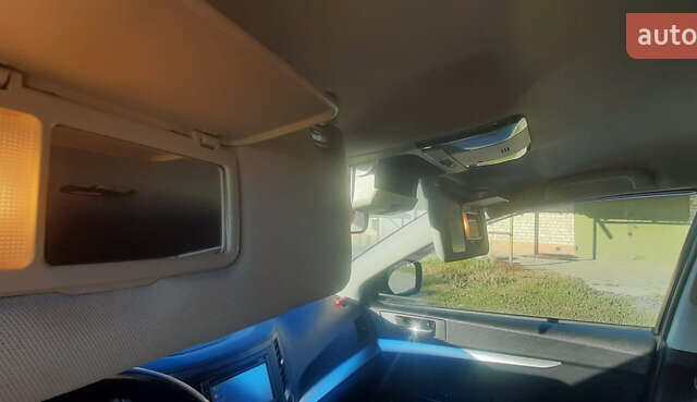 Субару Аутбек, объемом двигателя 2 л и пробегом 255 тыс. км за 11500 $, фото 34 на Automoto.ua