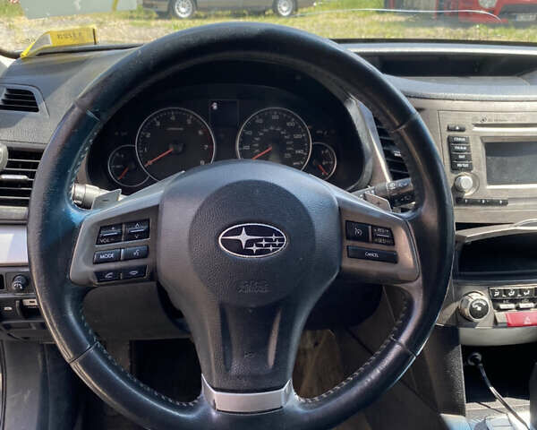 Субару Аутбек, объемом двигателя 2.46 л и пробегом 283 тыс. км за 4800 $, фото 13 на Automoto.ua