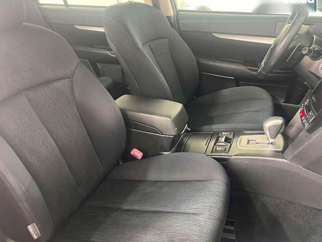 Субару Аутбек, об'ємом двигуна 2 л та пробігом 180 тис. км за 11150 $, фото 8 на Automoto.ua