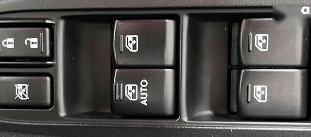 Субару Аутбек, об'ємом двигуна 2 л та пробігом 180 тис. км за 11150 $, фото 28 на Automoto.ua