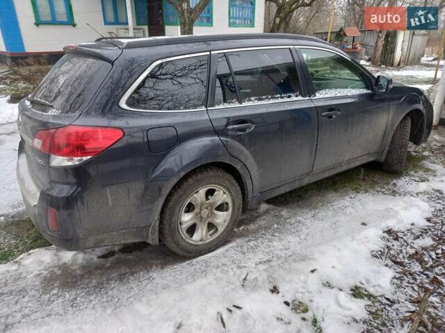 Субару Аутбек, объемом двигателя 2.5 л и пробегом 230 тыс. км за 10500 $, фото 1 на Automoto.ua