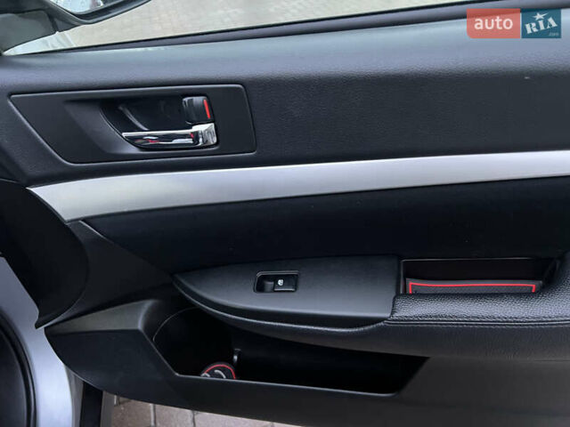 Субару Аутбек, объемом двигателя 2 л и пробегом 168 тыс. км за 11100 $, фото 17 на Automoto.ua