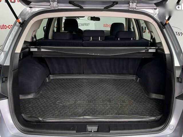 Субару Аутбек, об'ємом двигуна 2 л та пробігом 180 тис. км за 11150 $, фото 4 на Automoto.ua