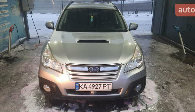 Субару Аутбек, объемом двигателя 2 л и пробегом 255 тыс. км за 11500 $, фото 17 на Automoto.ua