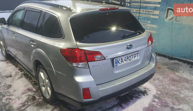 Субару Аутбек, объемом двигателя 2 л и пробегом 255 тыс. км за 11500 $, фото 14 на Automoto.ua