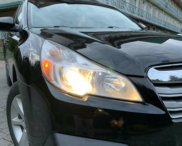 Субару Аутбек, объемом двигателя 2.5 л и пробегом 240 тыс. км за 11000 $, фото 30 на Automoto.ua