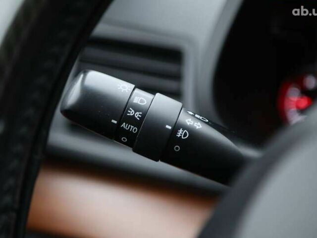 Субару Аутбек, объемом двигателя 2.5 л и пробегом 155 тыс. км за 12500 $, фото 18 на Automoto.ua