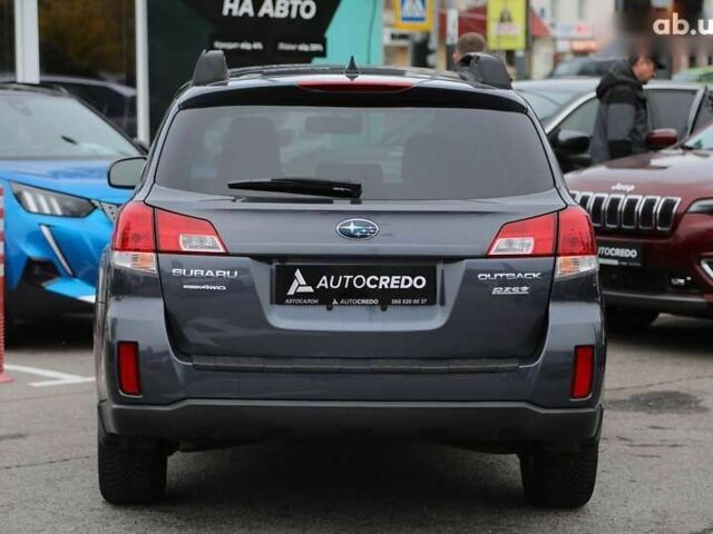 Субару Аутбек, объемом двигателя 2.5 л и пробегом 155 тыс. км за 12500 $, фото 4 на Automoto.ua