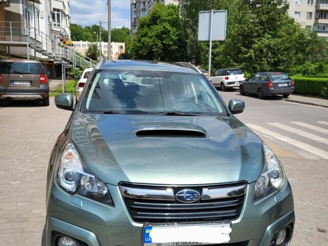 Субару Аутбек, объемом двигателя 2 л и пробегом 180 тыс. км за 302 $, фото 1 на Automoto.ua
