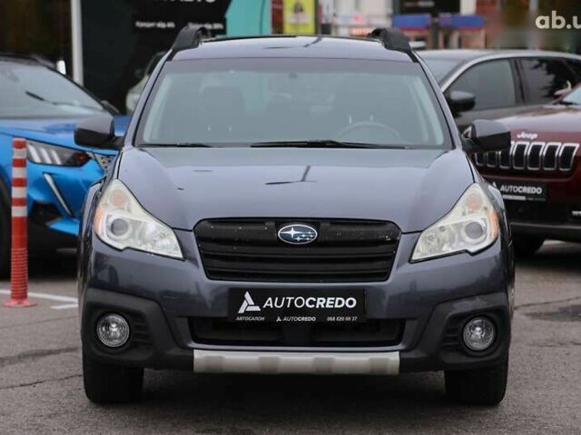 Субару Аутбек, объемом двигателя 2.5 л и пробегом 155 тыс. км за 12500 $, фото 1 на Automoto.ua