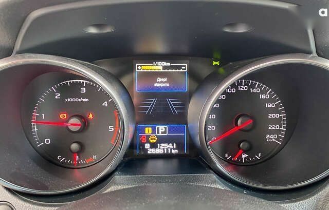 Субару Аутбек, об'ємом двигуна 2 л та пробігом 268 тис. км за 13750 $, фото 15 на Automoto.ua