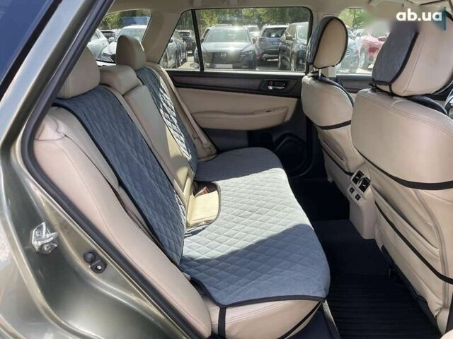 Субару Аутбек, об'ємом двигуна 0 л та пробігом 137 тис. км за 16900 $, фото 15 на Automoto.ua