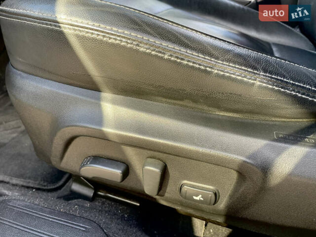Субару Аутбек, объемом двигателя 2.5 л и пробегом 186 тыс. км за 16900 $, фото 12 на Automoto.ua