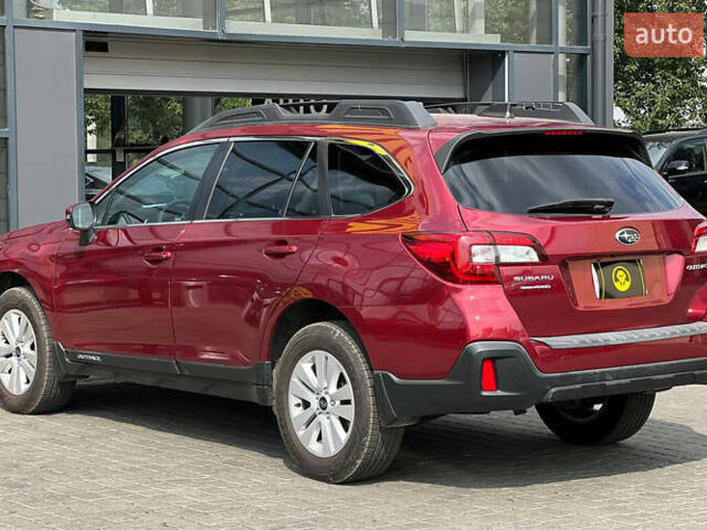 Субару Аутбек, объемом двигателя 2.5 л и пробегом 105 тыс. км за 20000 $, фото 3 на Automoto.ua