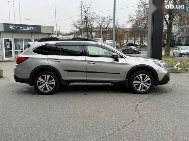 Субару Аутбек, об'ємом двигуна 2.5 л та пробігом 120 тис. км за 22999 $, фото 7 на Automoto.ua