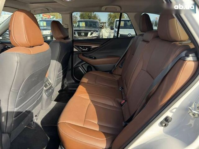 Субару Аутбек, объемом двигателя 2.4 л и пробегом 28 тыс. км за 27800 $, фото 13 на Automoto.ua