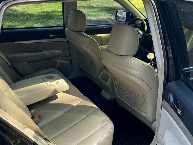 Субару Аутбек, об'ємом двигуна 2 л та пробігом 190 тис. км за 10000 $, фото 8 на Automoto.ua